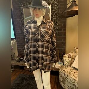 NEW plaid long sleeved shirt. #11